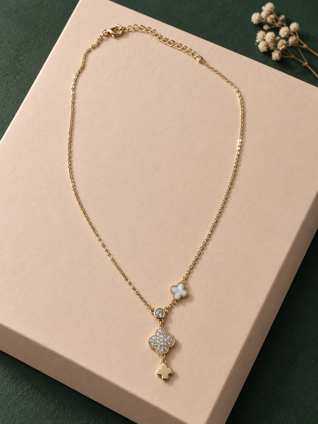 Asymmetric Triple Clover Pendant Necklace — aesthetic setting
